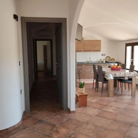 Zeus Casa Lejlighed